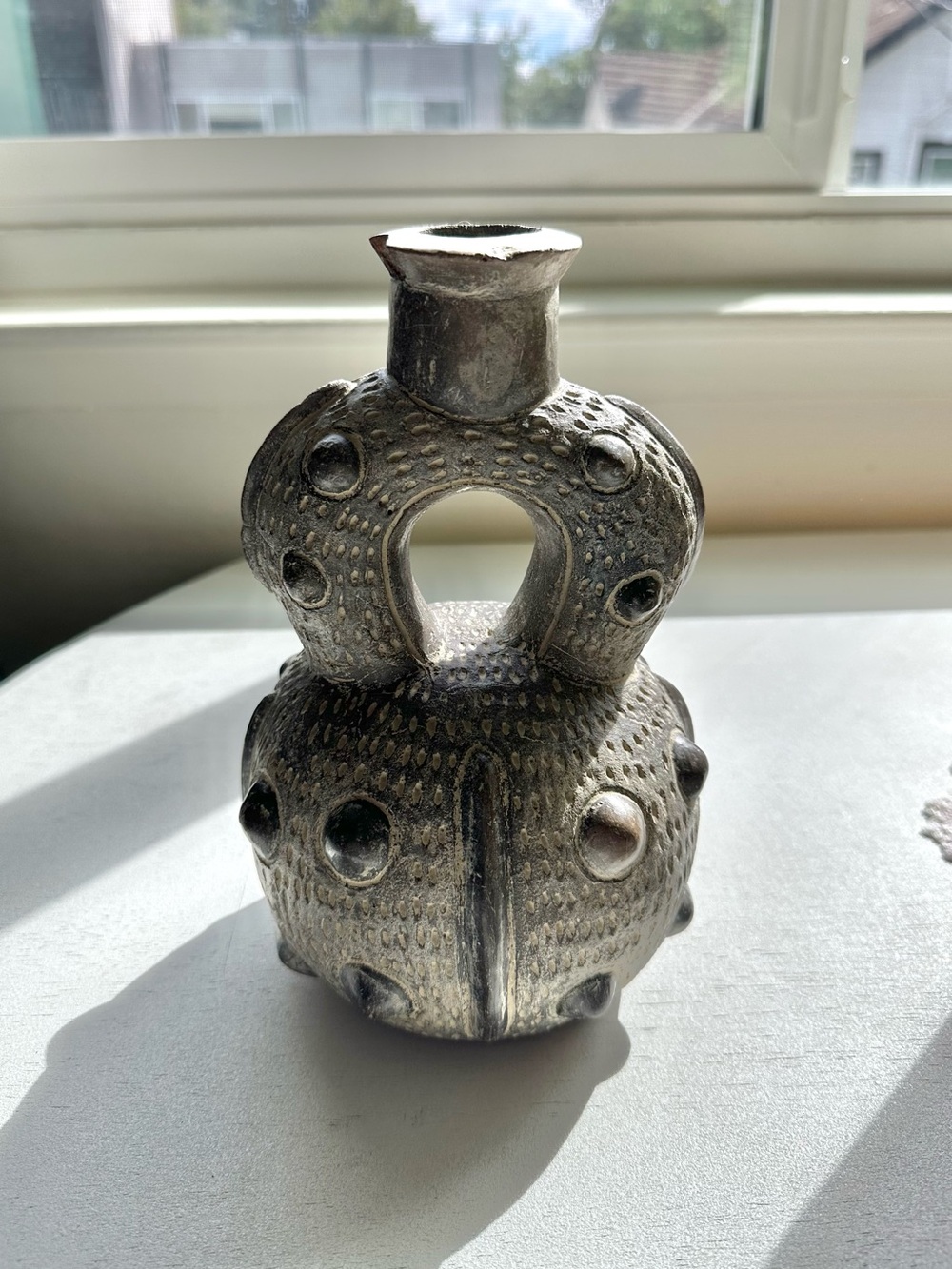 Vintage chavin blackware effigy vessel peruvian pottery prickly pear replica art